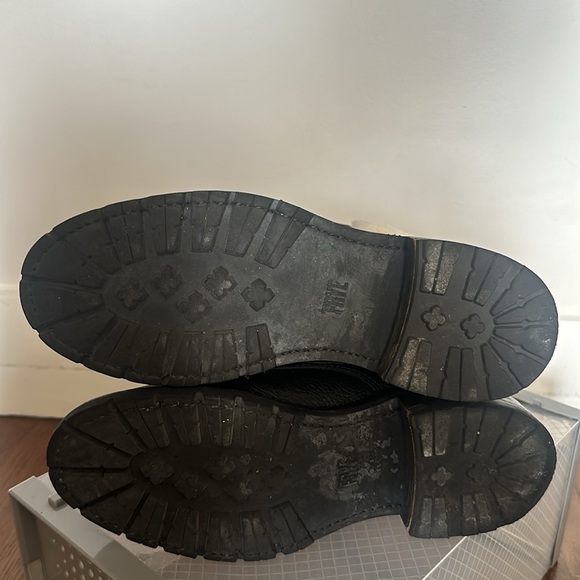 Frye Samantha Hiker Boot w/ Fur - Picture 5 of 5